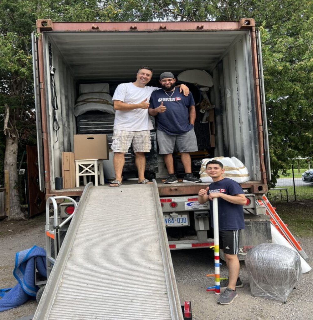 Trusted downsizing moving services in Etobicoke for smooth and stress-free relocation
